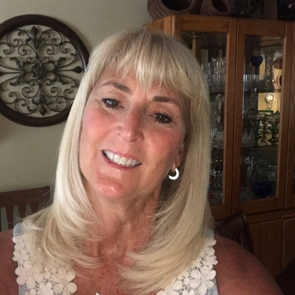 Meet your Posher, Lori